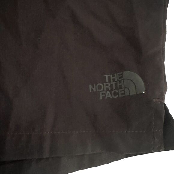 The North Face Shorts Men's 2XL XXL Black Nylon Shell Running Gym Flashdry - Picture 4 of 6